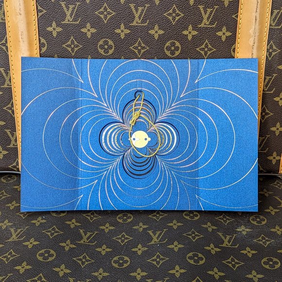 LOUIS VUITTON Christmas Silver Epi Wood Trunk Vivienne Ornament *RARE* - Picture 9 of 10